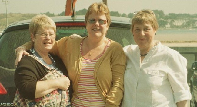 Pauline With Childhood Friends And Shop Volunteers Sandra Hamley And Valerie Mardell